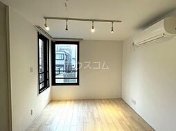 東急田園都市線 三軒茶屋駅 徒歩18分の賃貸マンション 1階ワンルームのリビング/ダイニング