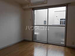 ＰＲＥＳＥＮＴ・晴 204 2階1Kのリビング/ダイニング