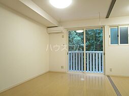 ディアコート 2階ワンルームのリビング/ダイニング