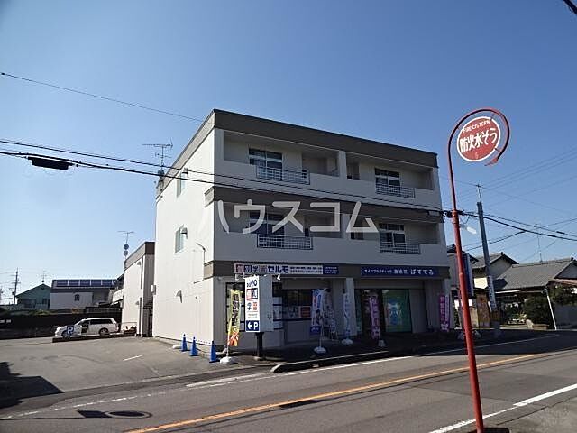 3 / 11