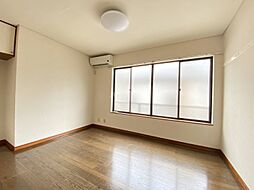 東急田園都市線 三軒茶屋駅 徒歩7分の賃貸アパート 2階1Kのリビング/ダイニング