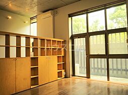 東急東横線 学芸大学駅 徒歩7分の賃貸マンション 1階1LDKのリビング/ダイニング