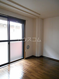 JR埼京線 戸田公園駅 徒歩5分の賃貸アパート 3階1Kのリビング/ダイニング