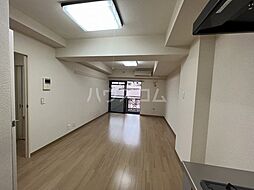 ロイヤルメドウ 3階1LDKのリビング/ダイニング