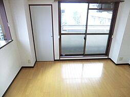 京王線 千歳烏山駅 徒歩4分の賃貸マンション 3階1DKのリビング/ダイニング