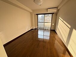 コーポ市川 3階1Kのリビング/ダイニング