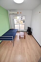 マルナカハイツＡ 105 1階ワンルームのリビング/ダイニング