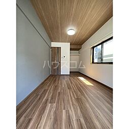 ロアール A3 1階1Kのリビング/ダイニング