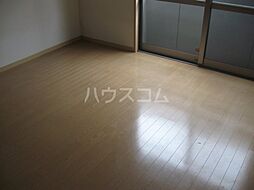 ラ・ドゥチェ 107 1階1Kのリビング/ダイニング