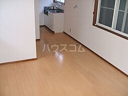 サンライフＳ 102 1階ワンルームのリビング/ダイニング