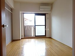 第3クインビル 201 2階1Kのリビング/ダイニング