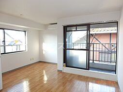 メゾン行徳 301 3階1Kのリビング/ダイニング