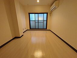 京王線 芦花公園駅 徒歩4分の賃貸アパート 3階ワンルームのリビング/ダイニング