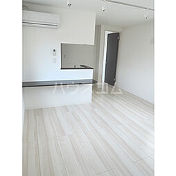 京王線 芦花公園駅 徒歩7分の賃貸アパート 3階1LDKのリビング/ダイニング