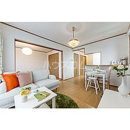 Ｌａ　Ｖｉｔａ　ＢｒｉｌｌａｎｔｅI 102 1階1LDKのリビング/ダイニング