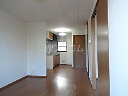 ユアマリーナ 102 1階1LDKのリビング/ダイニング