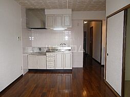 ヴィラリバーサイド 102 1階2LDKのリビング/ダイニング