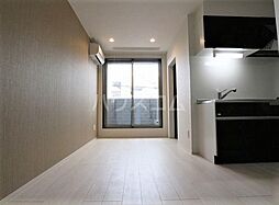 近鉄名古屋線 烏森駅 徒歩3分の賃貸アパート 2階1LDKのリビング/ダイニング