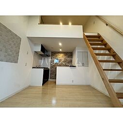 エクセルシアＫ−II 102 1階ワンルームのリビング/ダイニング