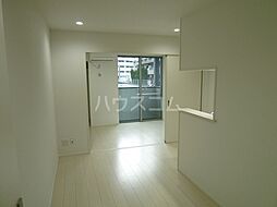 Ｅｍｂｅｌｌｉｒ　Ｔｒｏｉｓ 201 2階1LDKのリビング/ダイニング