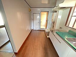 あずさビル 301 3階1DKのリビング/ダイニング