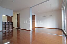 東武伊勢崎線 西新井駅 徒歩13分の賃貸アパート 2階2LDKのリビング/ダイニング