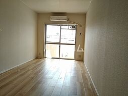 名古屋市営鶴舞線 原駅 徒歩7分の賃貸マンション 4階1Kのリビング/ダイニング