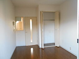 パークサイド見次 2階1Kのリビング/ダイニング