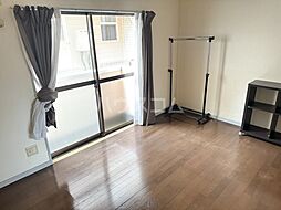 ファミール高山 102 1階2DKのリビング/ダイニング