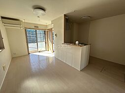 エクセレンテＢ 101 1階1LDKのリビング/ダイニング