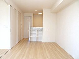 アルストロメリア 1階2LDKのリビング/ダイニング