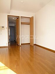 東急東横線 多摩川駅 徒歩21分の賃貸マンション 2階1Kのリビング/ダイニング