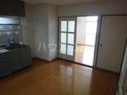 ヴァンヴェール 202 2階3DKのリビング/ダイニング