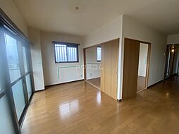 グランドヒルズ水里1番館 201 2階1LDKのリビング/ダイニング