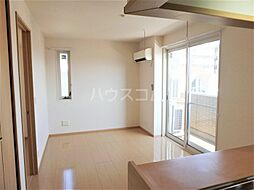 JR埼京線 戸田駅 バス18分 下町橋下車 徒歩2分の賃貸アパート 3階1LDKのリビング/ダイニング