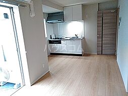 Ｂｌａｎｃ　Ｎｅｉｇｅ　Ｎｉｓｈｉｃｈｉｂａ 2階1LDKのリビング/ダイニング