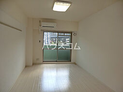 グリーンエイト 203 2階1Kのリビング/ダイニング