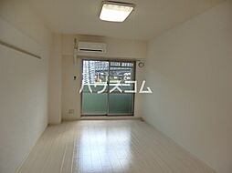 グリーンエイト 303 3階1Kのリビング/ダイニング