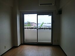 パレスグリーミー 303 3階1Kのリビング/ダイニング