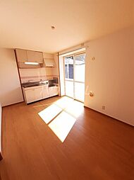 エトワール畔見　Ｃ 202 2階2DKのリビング/ダイニング