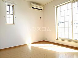 湘南新宿ライン高海 井野駅 徒歩29分の賃貸アパート 2階1LDKのリビング/ダイニング