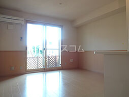 クレストスクエアＢ 1階1LDKのリビング/ダイニング