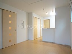 シャン・デ・コロール 103 1階1LDKのリビング/ダイニング