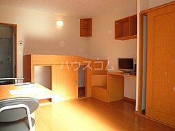 レオパレスジデンシーうねめ 201 2階1Kのリビング/ダイニング