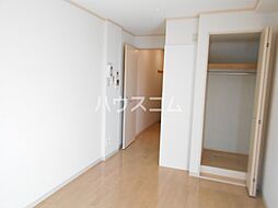 ルペールＥ 103 1階1Kのリビング/ダイニング