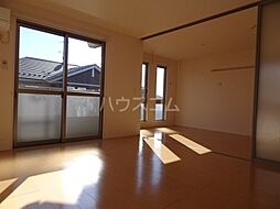 ヴェヌスト　Ｃ 2階2LDKのリビング/ダイニング