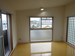 阪急京都本線 桂駅 徒歩8分の賃貸マンション 1階1Kのリビング/ダイニング