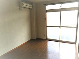 トラッドハイツ柏崎 1階1LDKのリビング/ダイニング