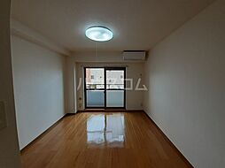 グロウステイト　Ｅ 204 2階ワンルームのリビング/ダイニング