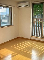 サンビレイ9 3階ワンルームのリビング/ダイニング